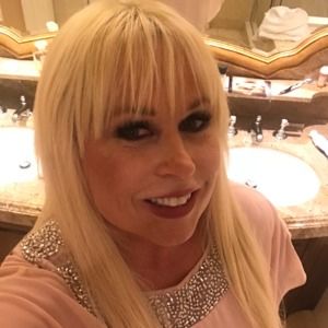 Meet your Posher, Renee